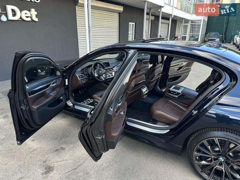 Седан BMW 7 Series 2021 в Киеве