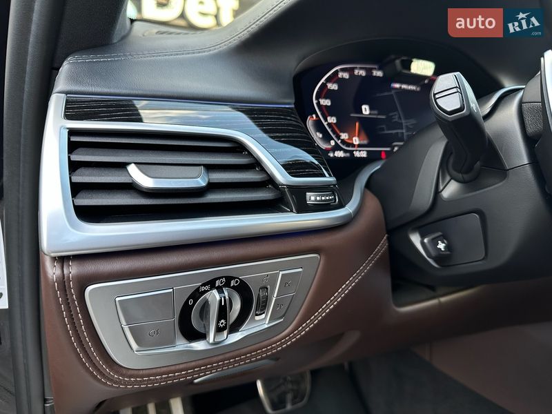 Седан BMW 7 Series 2021 в Киеве