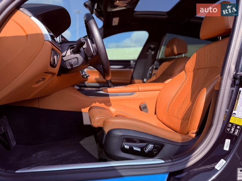 Седан BMW 7 Series 2019 в Киеве