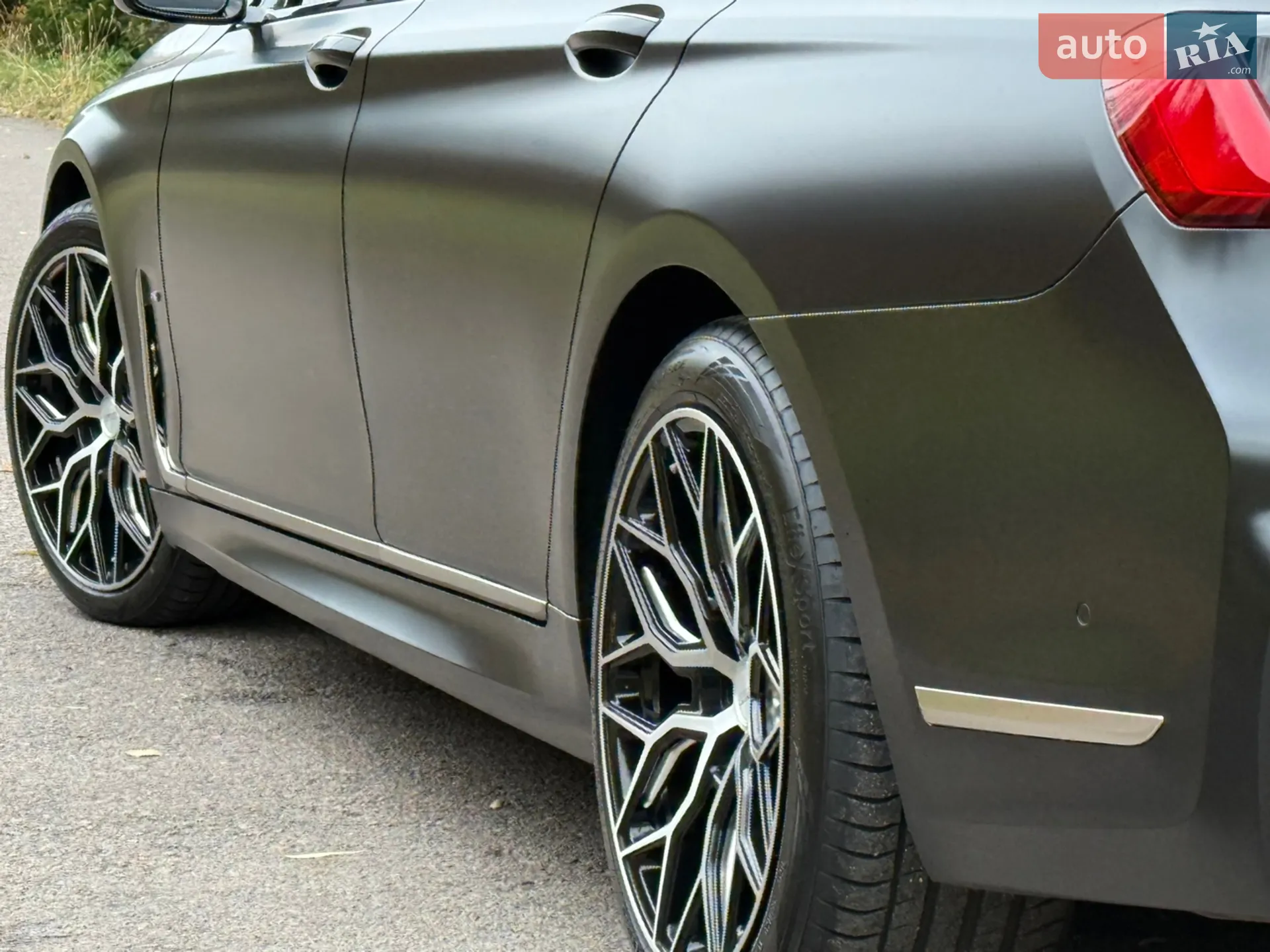 2019 BMW 7er - мініатюра 136