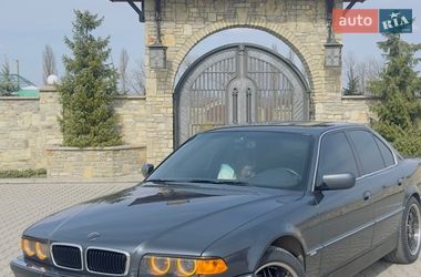 Седан BMW 7 Series 2000 в Кицмани