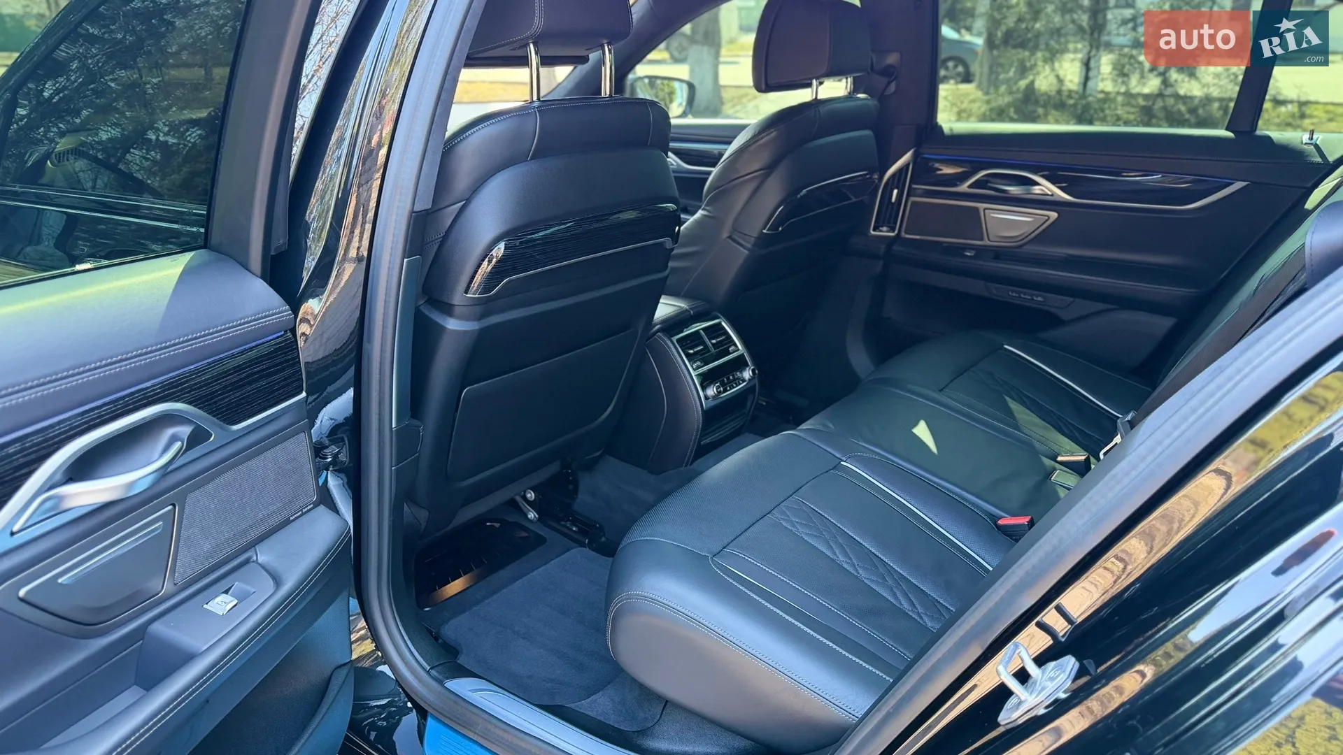 2022 BMW 7er - мініатюра 16
