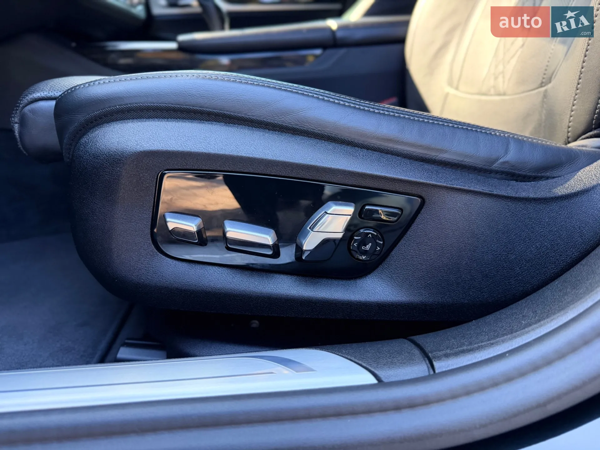 2022 BMW 7er - мініатюра 22