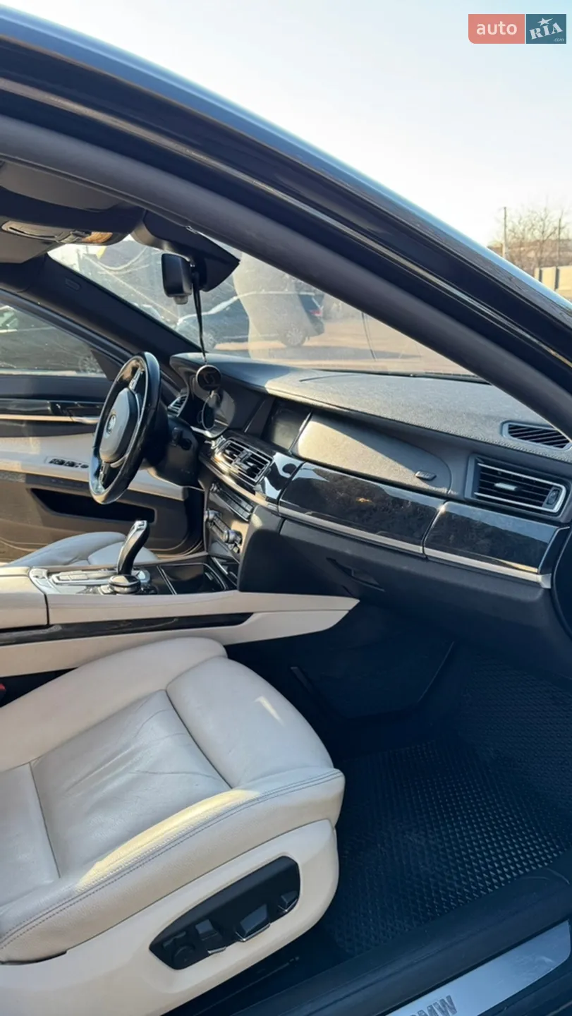 2015 BMW 7er - мініатюра 14