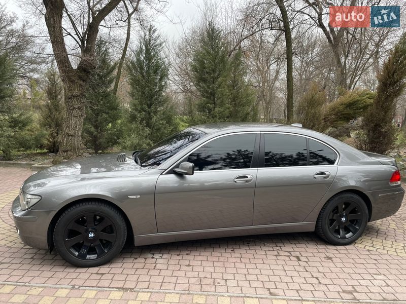 Седан BMW 7 Series 2006 в Запоріжжі
