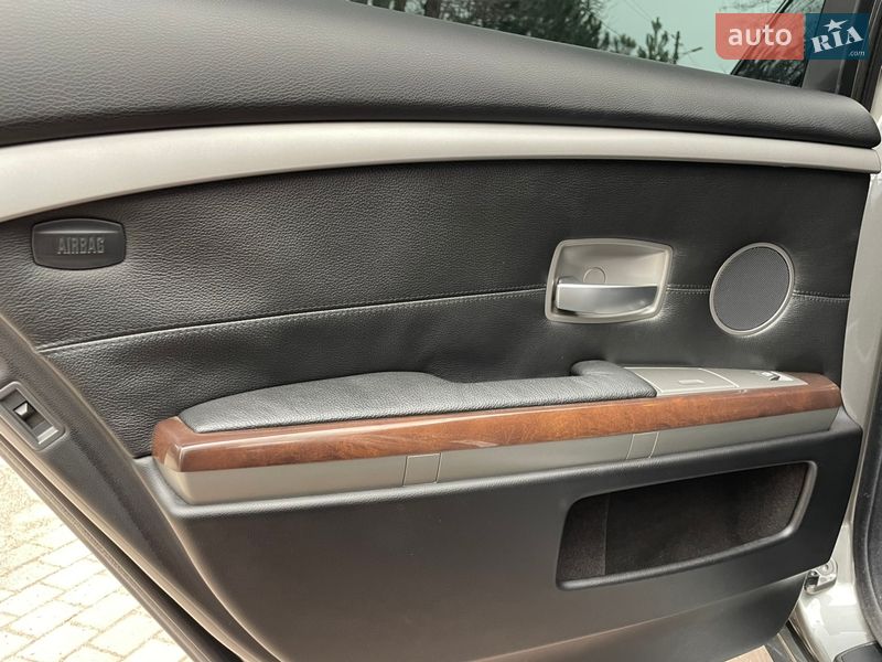 Седан BMW 7 Series 2006 в Запоріжжі