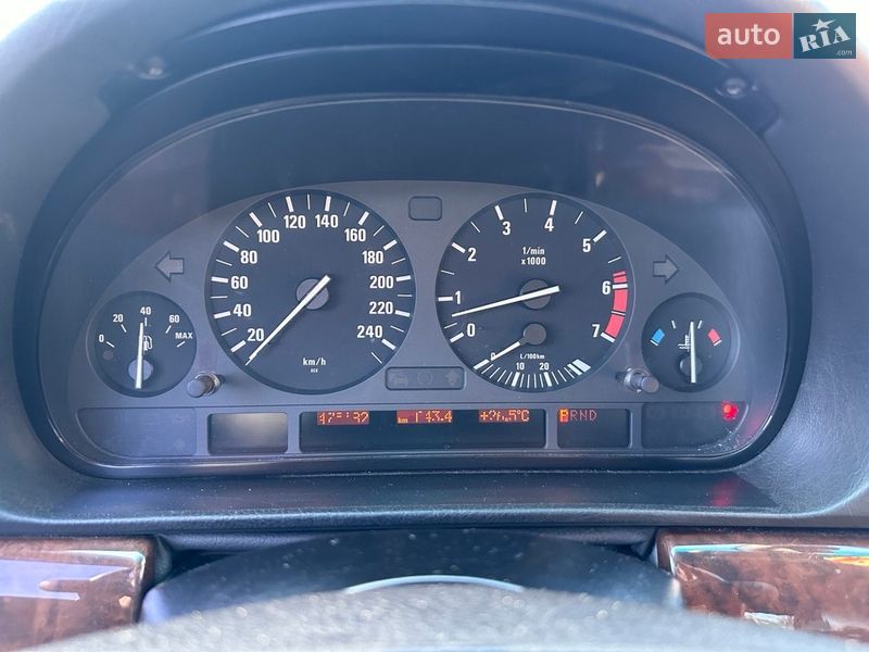 Седан BMW 7 Series 1999 в Ирпене