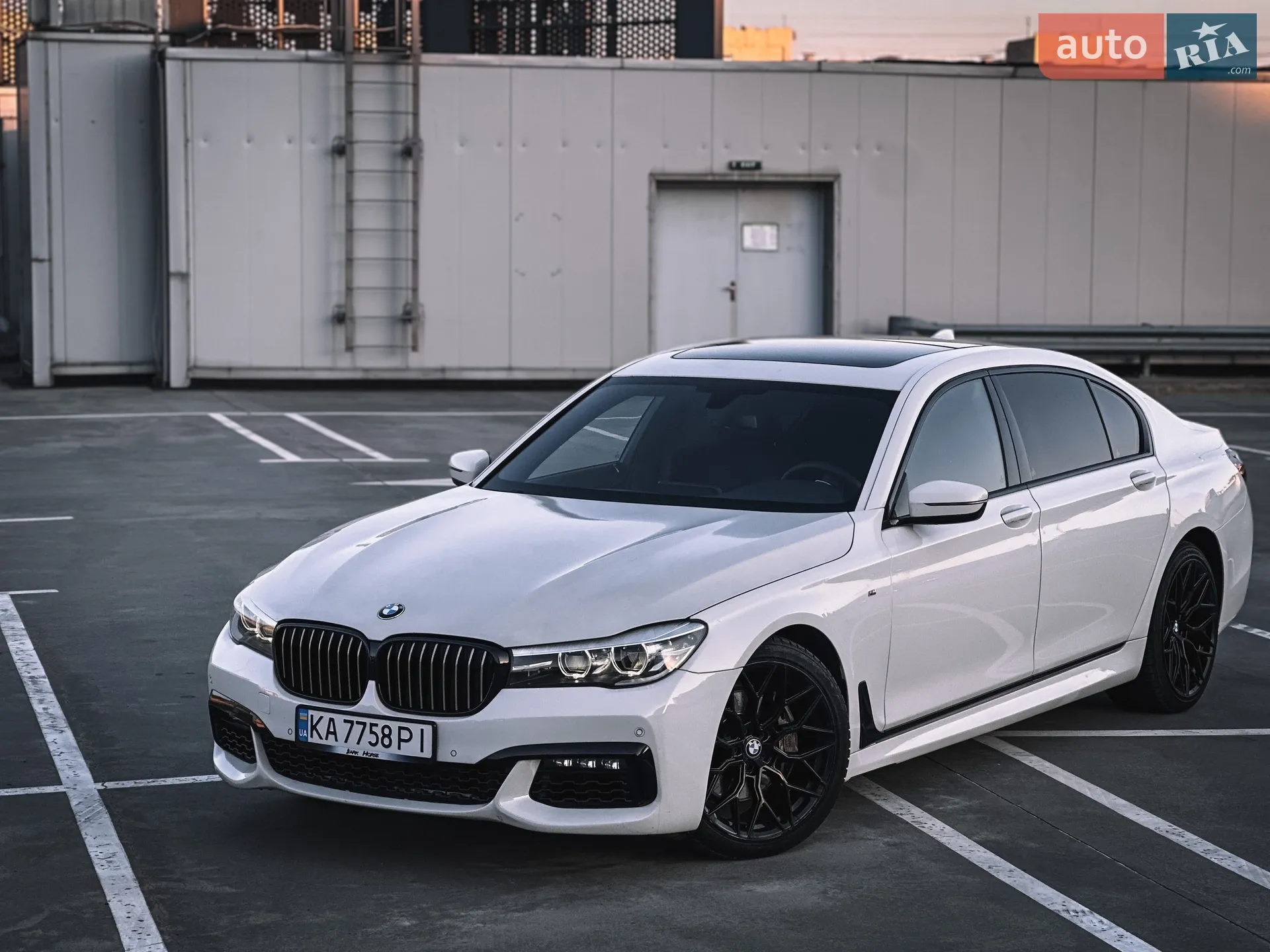 2017 BMW 7er - мініатюра 3