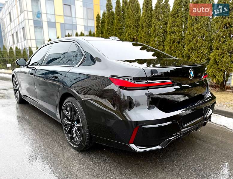 Седан BMW 7 Series 2023 в Киеве фото 11 Седан BMW 7 Series 2023 в Киеве