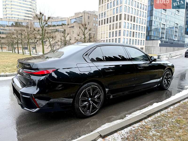 Седан BMW 7 Series 2023 в Киеве фото 17 Седан BMW 7 Series 2023 в Киеве
