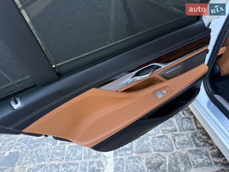 Седан BMW 7 Series 2017 в Одессе фото 102 Седан BMW 7 Series 2017 в Одессе