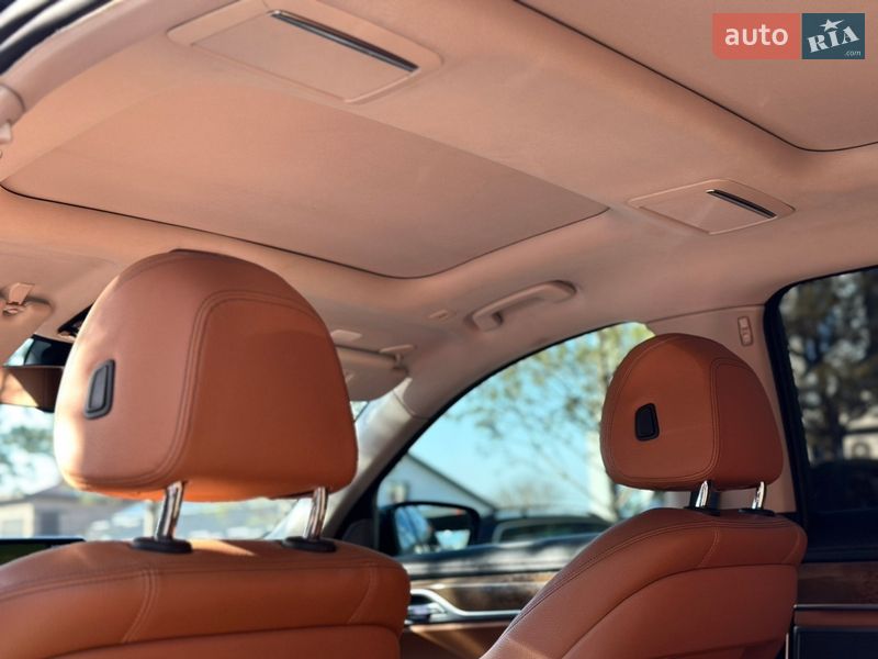 Седан BMW 7 Series 2016 в Ровно фото 15 Седан BMW 7 Series 2016 в Ровно