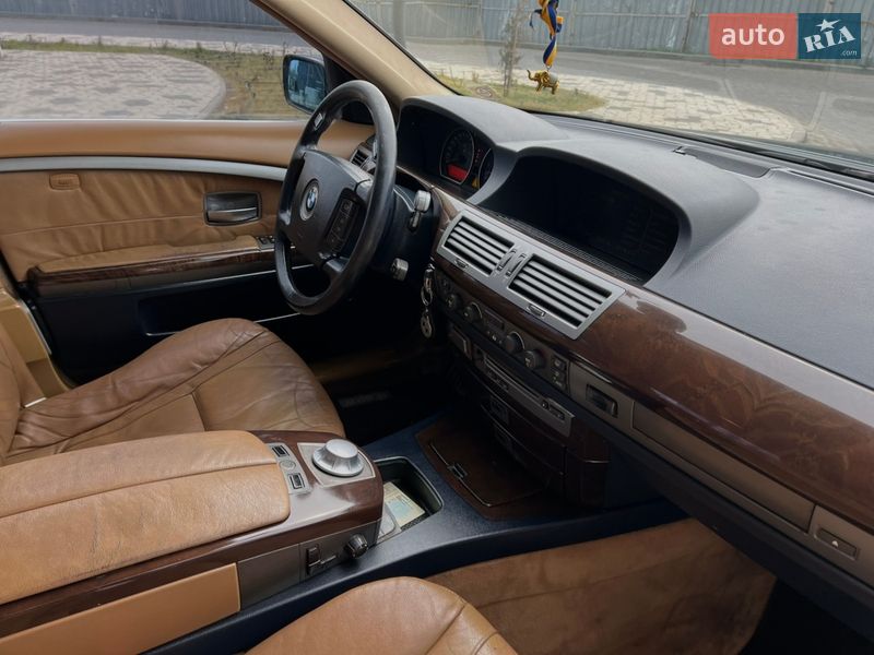 Седан BMW 7 Series 2003 в Одессе