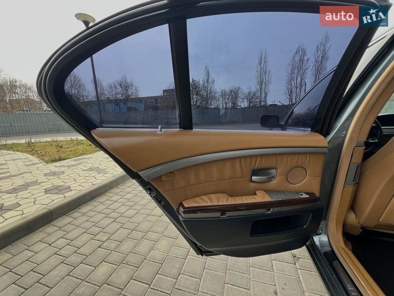 Седан BMW 7 Series 2003 в Одессе