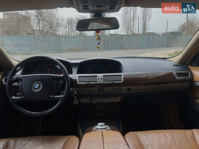 Седан BMW 7 Series 2003 в Одессе