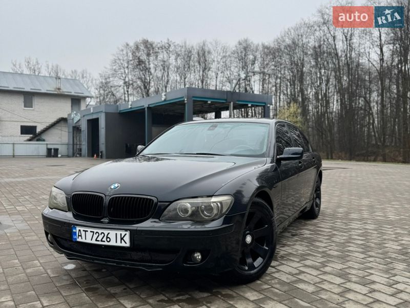 Седан BMW 7 Series 2005 в Долине фото Седан BMW 7 Series 2005 в Долине