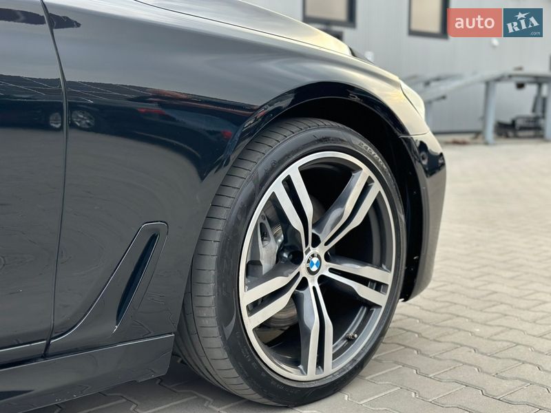 Седан BMW 7 Series 2017 в Нововолынске
