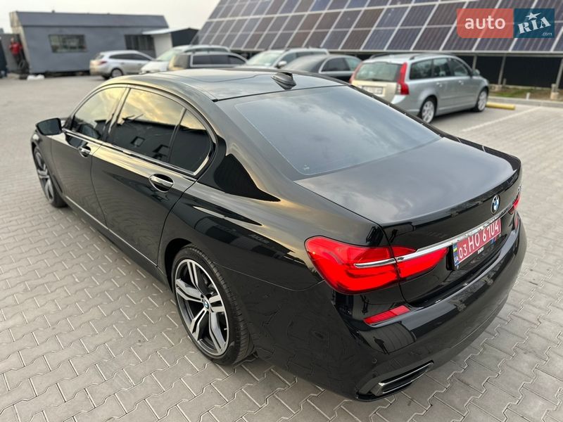 Седан BMW 7 Series 2017 в Нововолынске