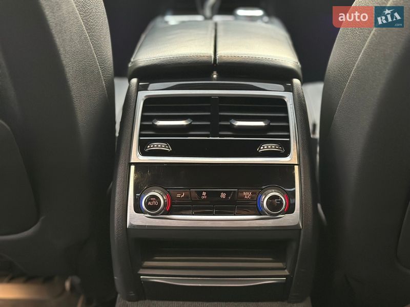 Седан BMW 7 Series 2017 в Нововолынске