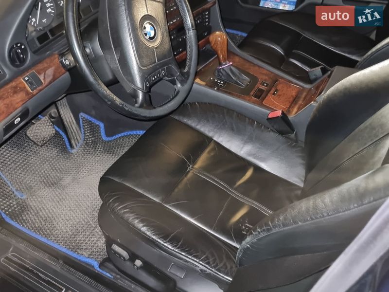 Седан BMW 7 Series 2000 в Киверцах фото 8 Седан BMW 7 Series 2000 в Киверцах