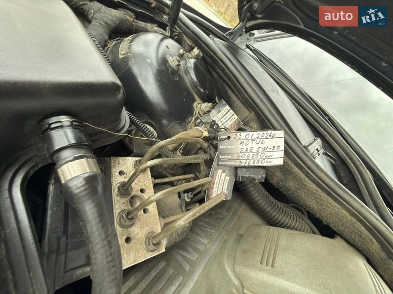 Седан BMW 7 Series 2004 в Львове