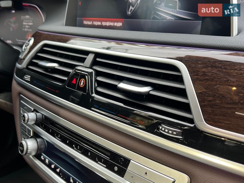 Седан BMW 7 Series 2022 в Киеве фото 18 Седан BMW 7 Series 2022 в Киеве