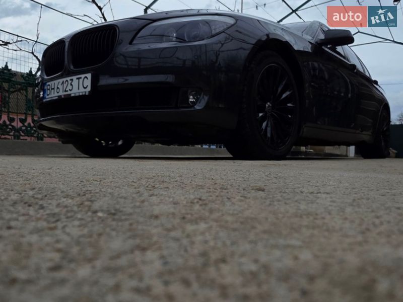 Седан BMW 7 Series 2012 в Миколаєві