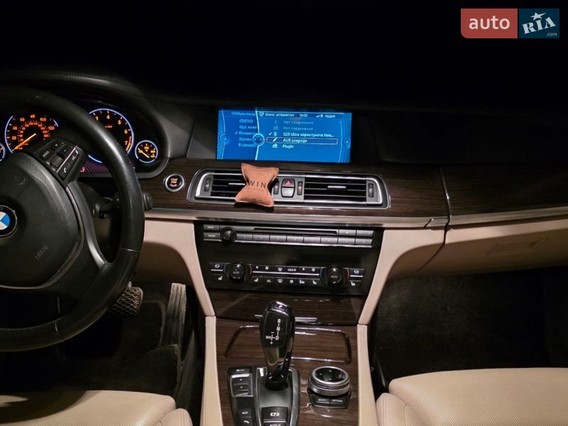 Седан BMW 7 Series 2012 в Миколаєві