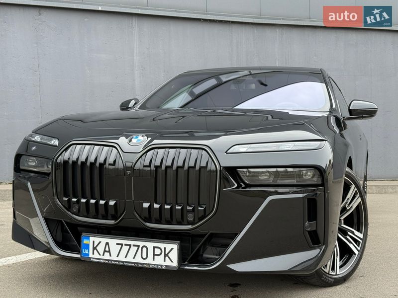 Седан BMW 7 Series 2025 в Киеве