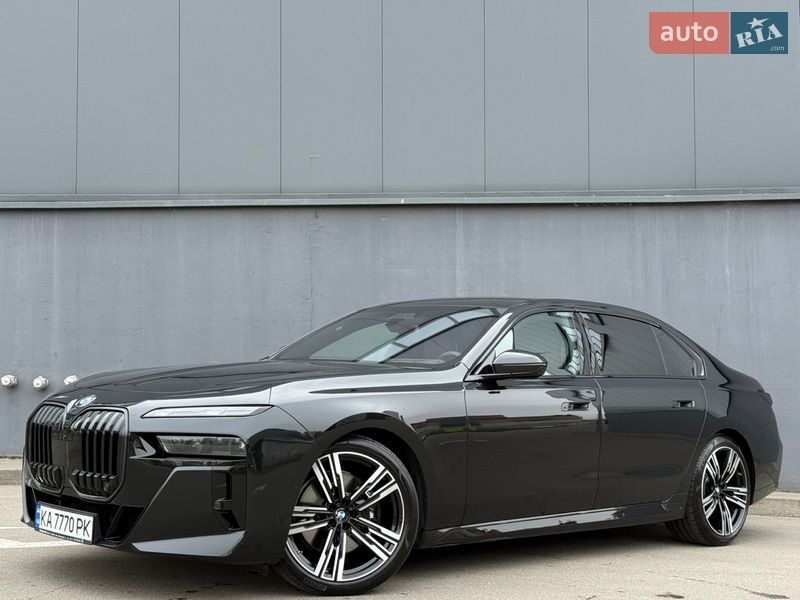 Седан BMW 7 Series 2025 в Киеве
