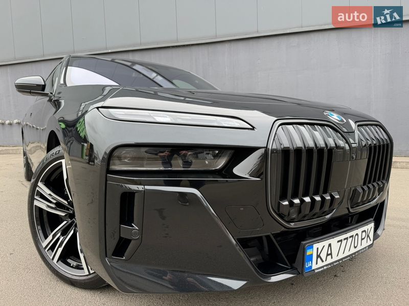 Седан BMW 7 Series 2025 в Киеве