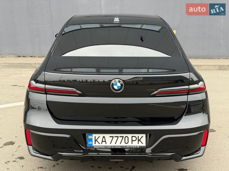 Седан BMW 7 Series 2025 в Киеве