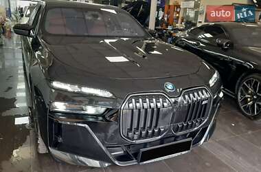 Седан BMW 7 Series 2025 в Києві