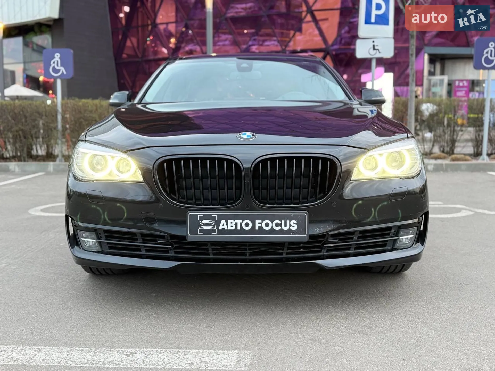 2013 BMW 7er - мініатюра 2