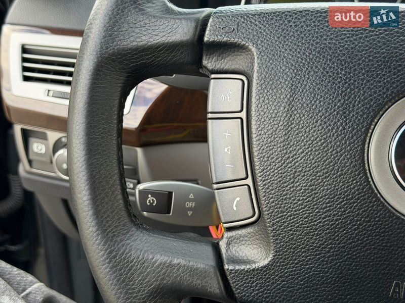 Седан BMW 7 Series 2006 в Одессе
