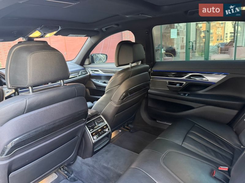 Седан BMW 7 Series 2019 в Львові фото 27 Седан BMW 7 Series 2019 в Львові