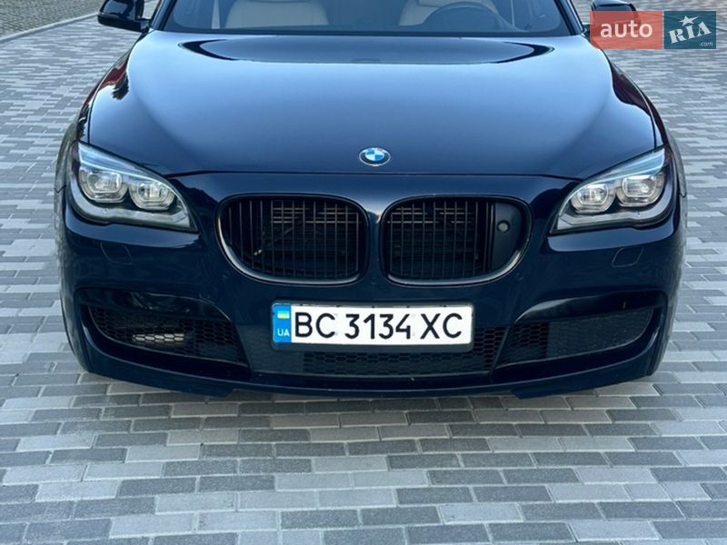 Седан BMW 7 Series 2013 в Львові
