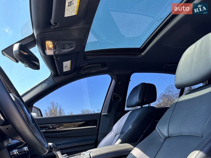 Седан BMW 7 Series 2014 в Запоріжжі