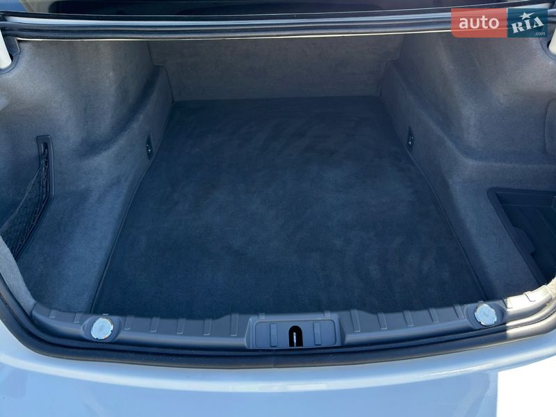 Седан BMW 7 Series 2014 в Запоріжжі