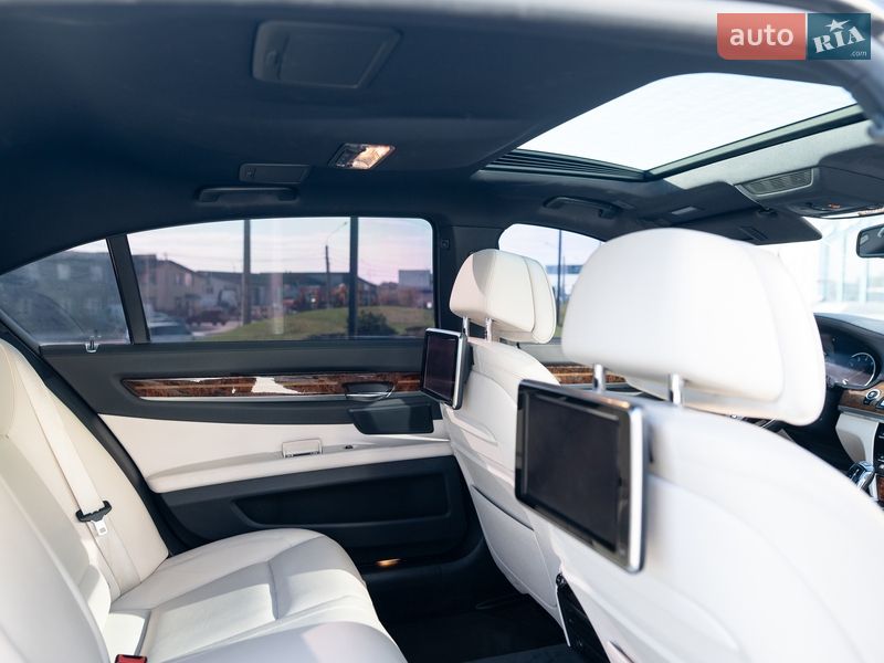 Седан BMW 7 Series 2013 в Львові фото 16 Седан BMW 7 Series 2013 в Львові