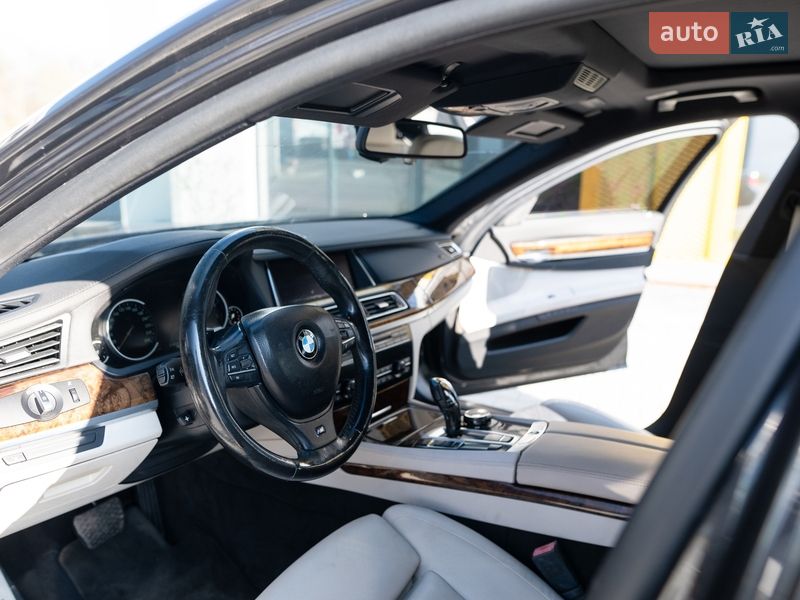 Седан BMW 7 Series 2013 в Львові фото 21 Седан BMW 7 Series 2013 в Львові