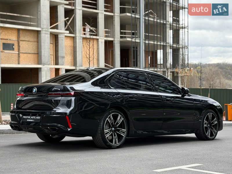Седан BMW 7 Series 2024 в Києві