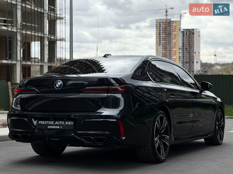 Седан BMW 7 Series 2024 в Києві
