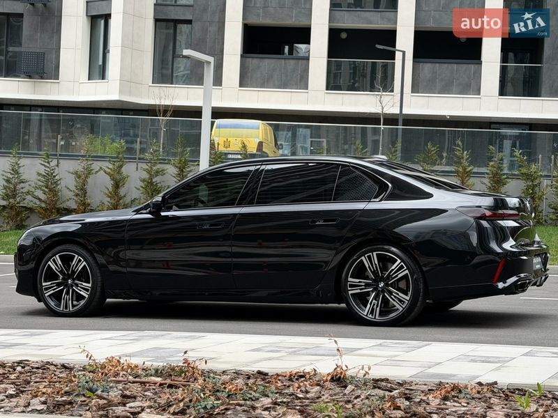Седан BMW 7 Series 2024 в Києві