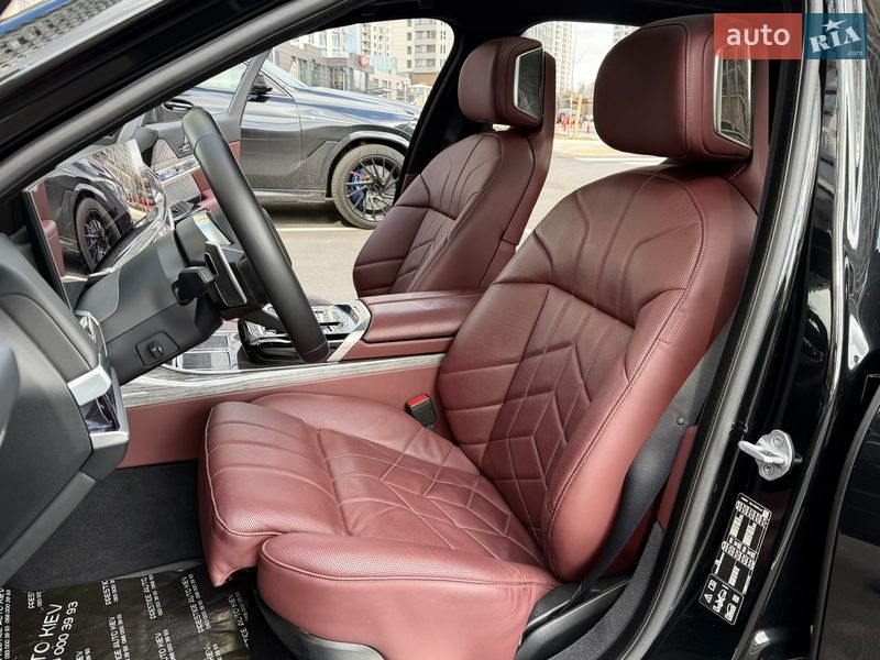 Седан BMW 7 Series 2024 в Києві