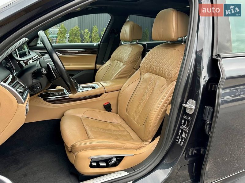 Седан BMW 7 Series 2015 в Киеве фото 30 Седан BMW 7 Series 2015 в Киеве