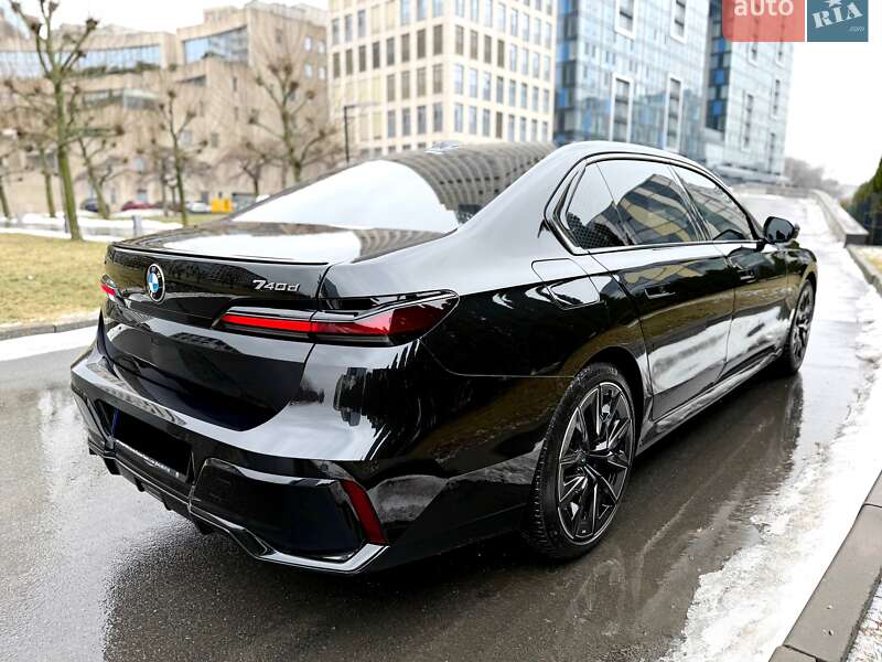 Седан BMW 7 Series 2023 в Києві