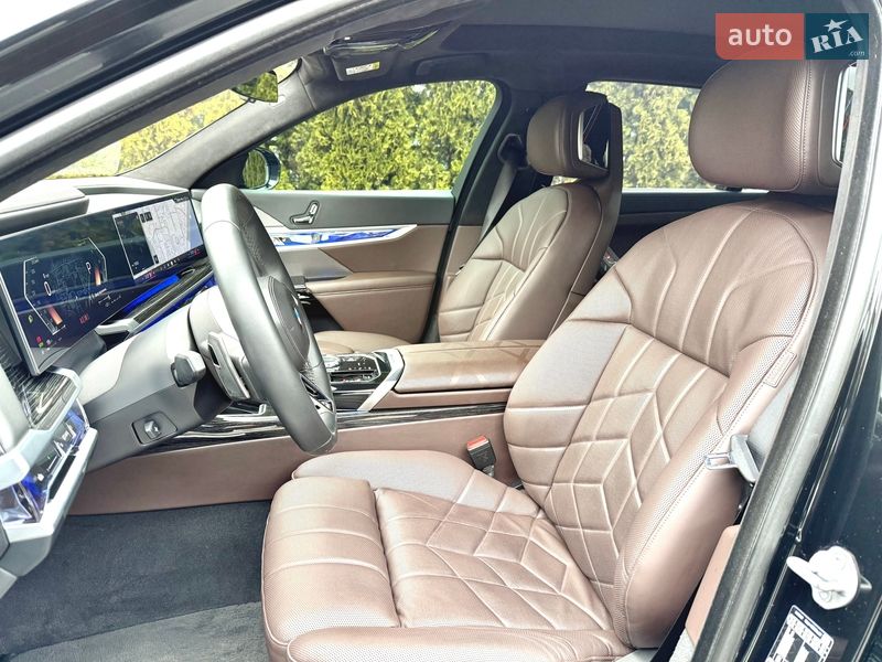 Седан BMW 7 Series 2023 в Києві