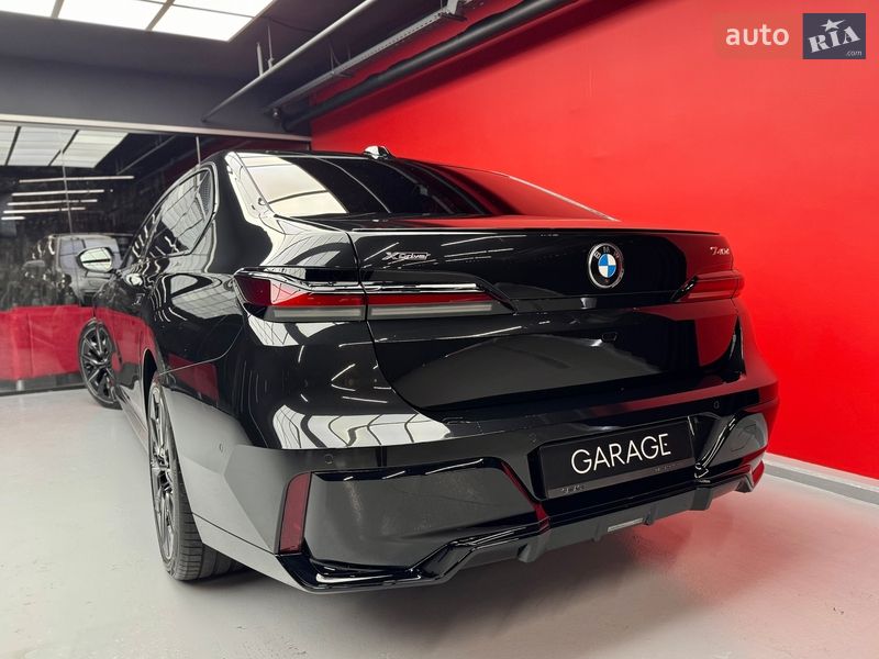 Седан BMW 7 Series 2024 в Киеве