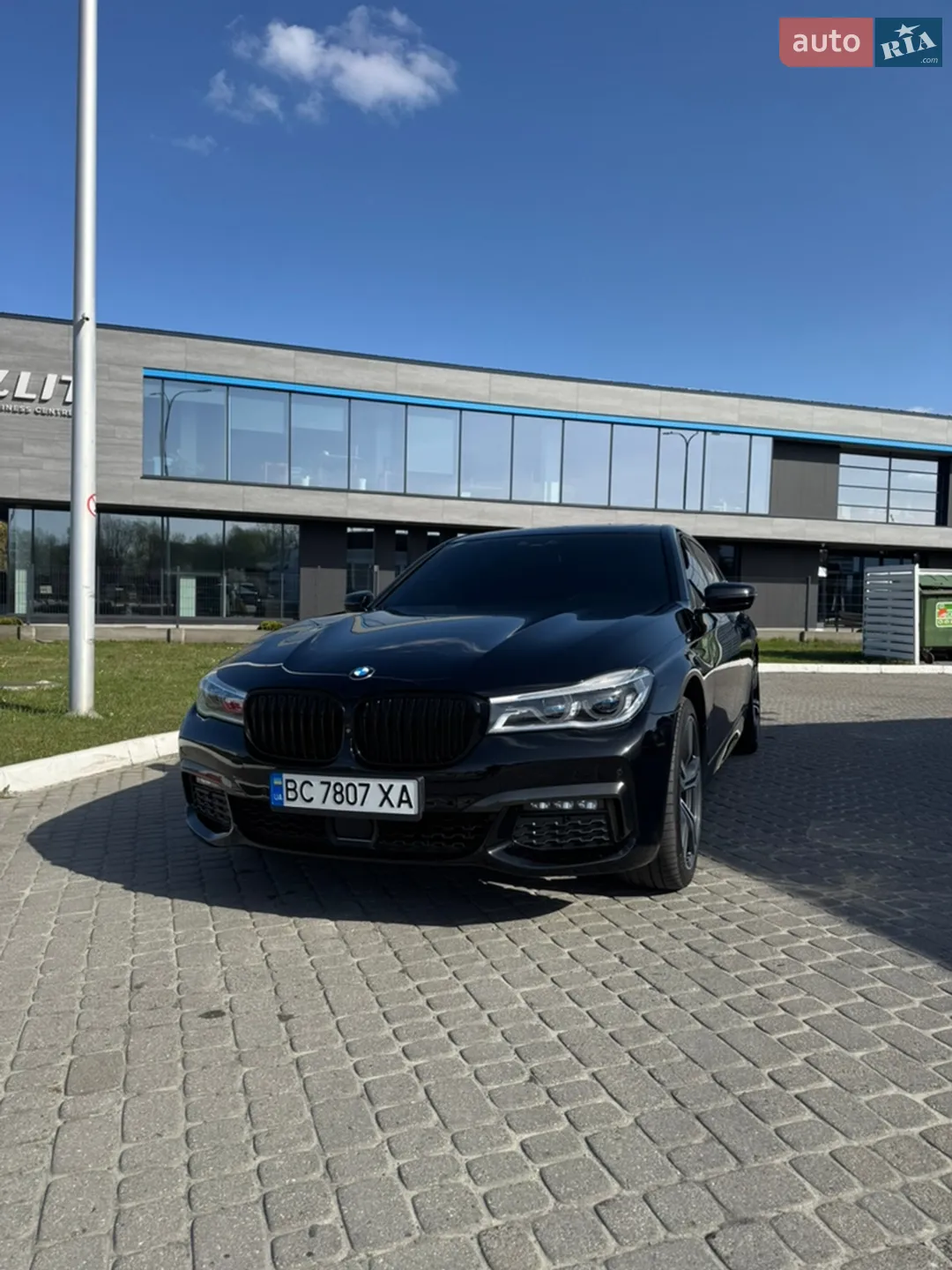 2017 BMW 7er - мініатюра 3
